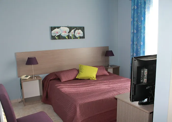 فندق Miramare 3*